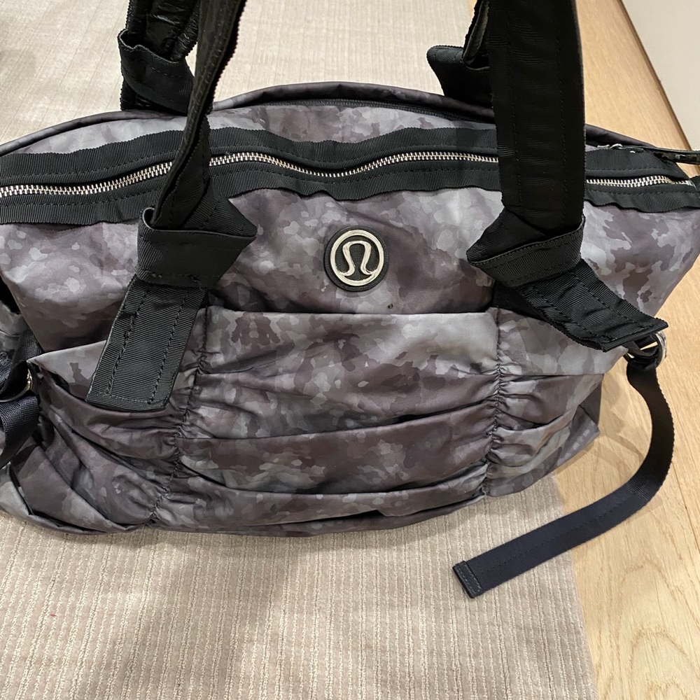 Lululemon Destined For Greatness Duffel Bag - image 6